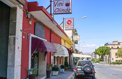 Vini Olindo Enoteca - Wine Shop