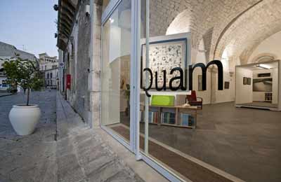 Quam - an art gallery