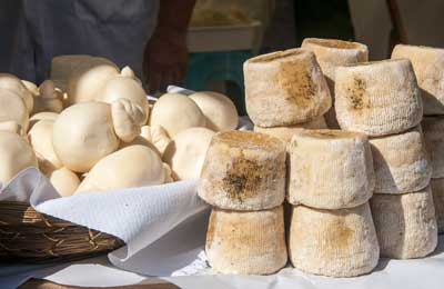 cheeses made in Vizzini Sicily